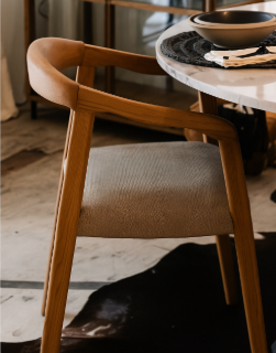 Silla Estocolmo PETIRIBI NATURAL Tapizada