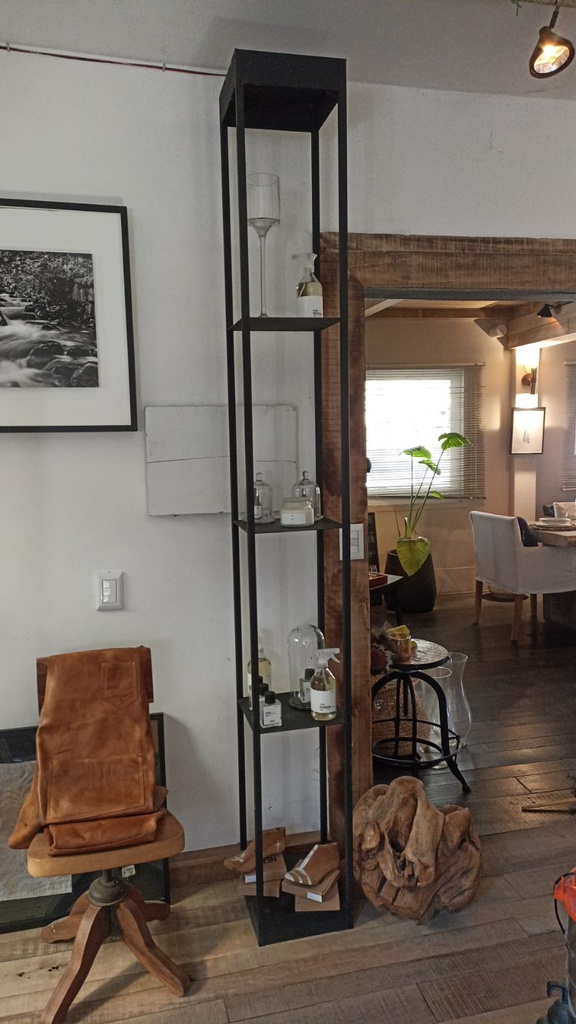 Estanteria Mint (30x30x250h) 4 estantes