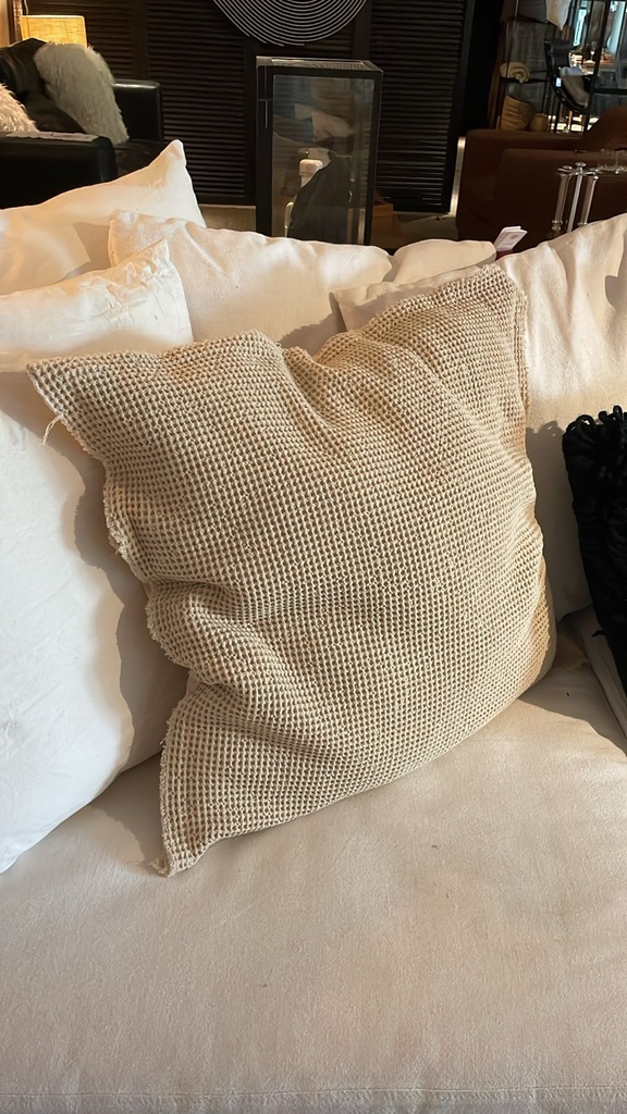 Almohadón Cuadrado Nido