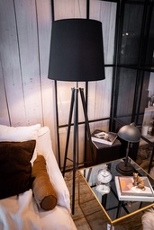 Lampara de pie Tripode