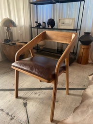 Silla Losla Natural tapizada en cuero