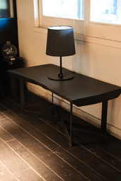 Mesa Baja con base Triangulo