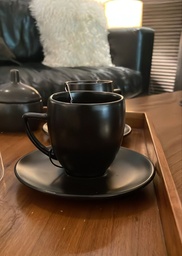 Taza negra Linea Estudio